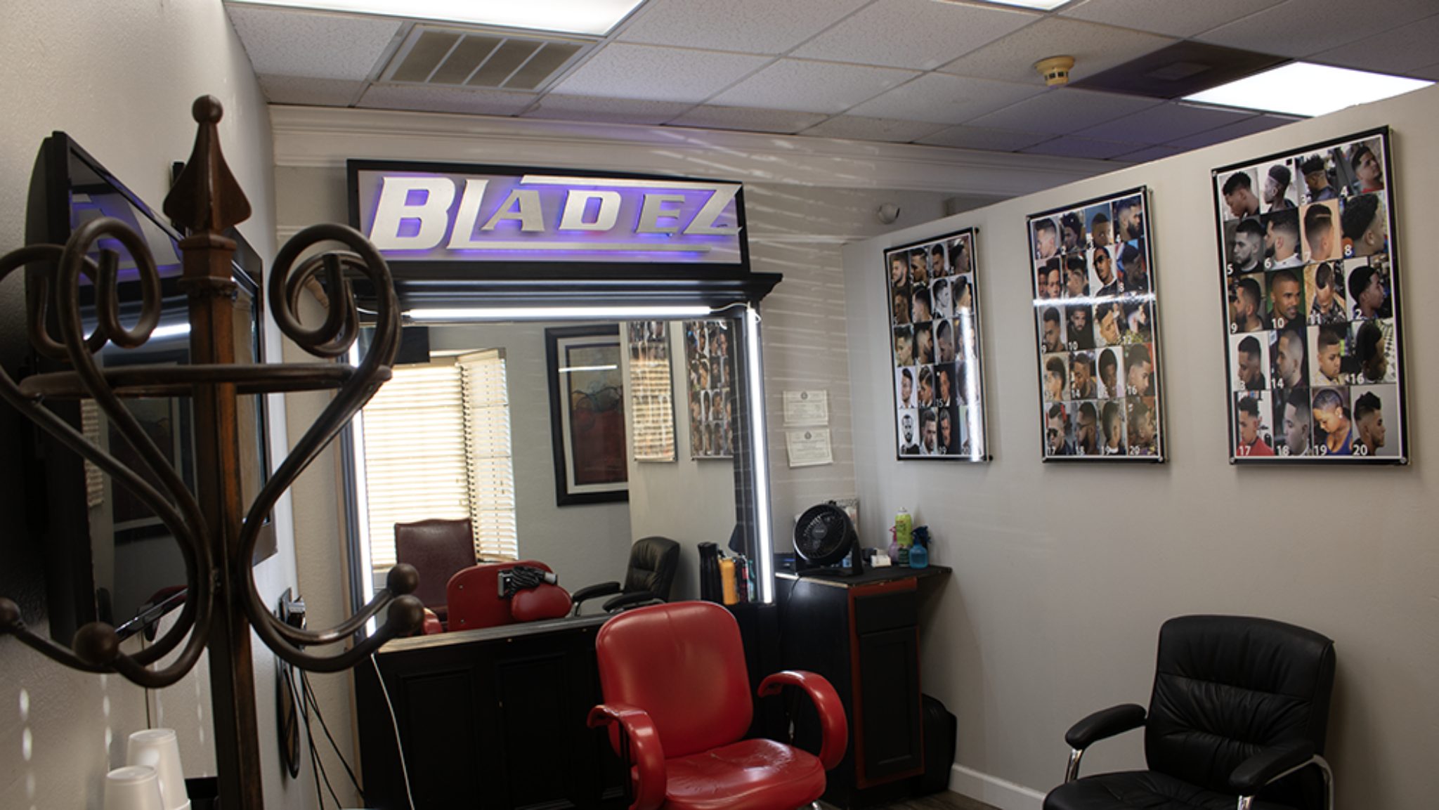 Interior of Bladez Barber Fort Worth — barber suite for rent